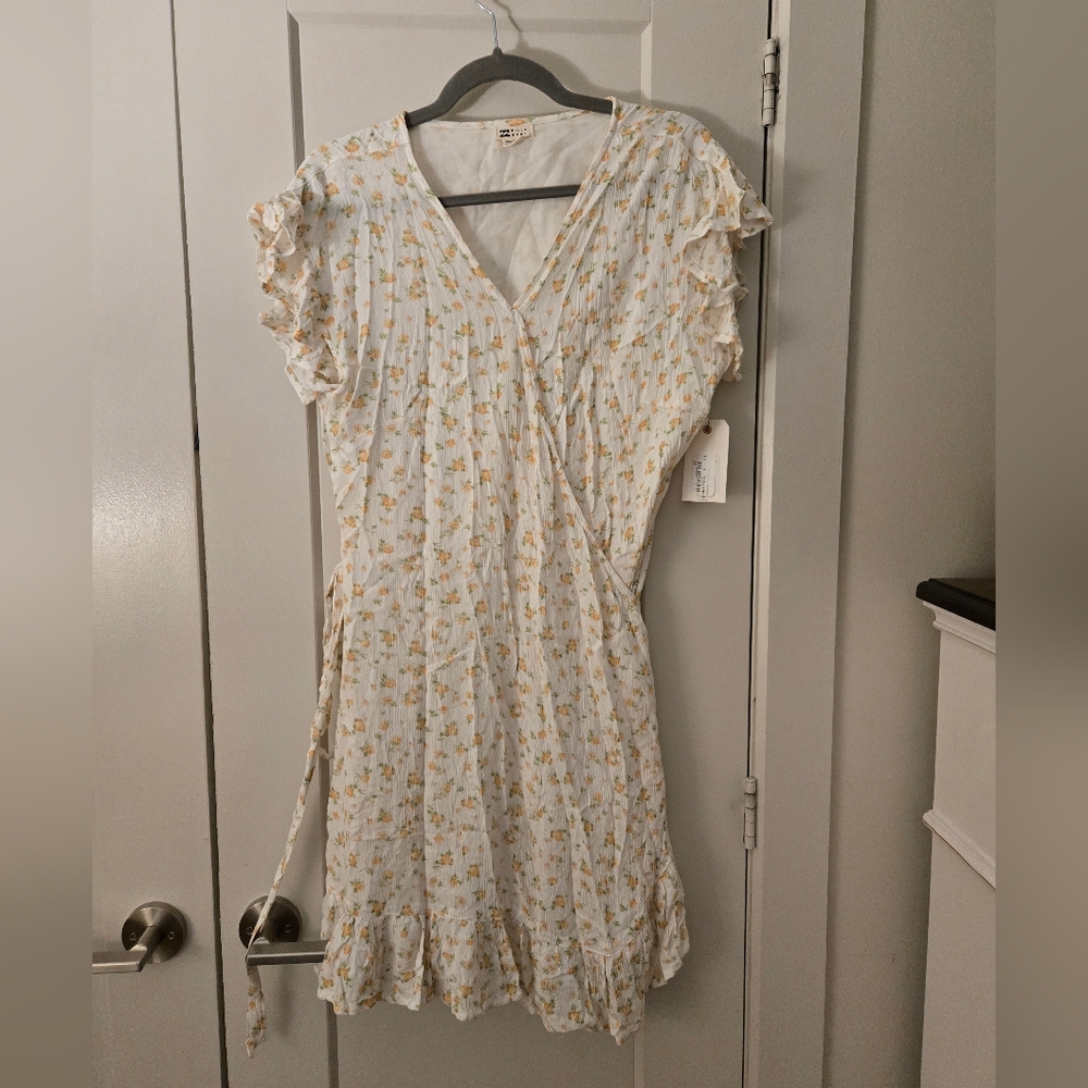 NWT Floral Wrap Dress